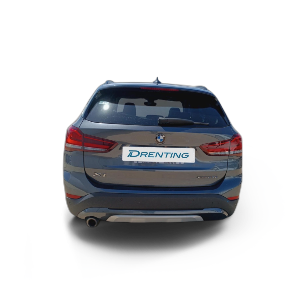 Renting BMW X1 xDrive25e 162 kW (220 CV) 3 2
