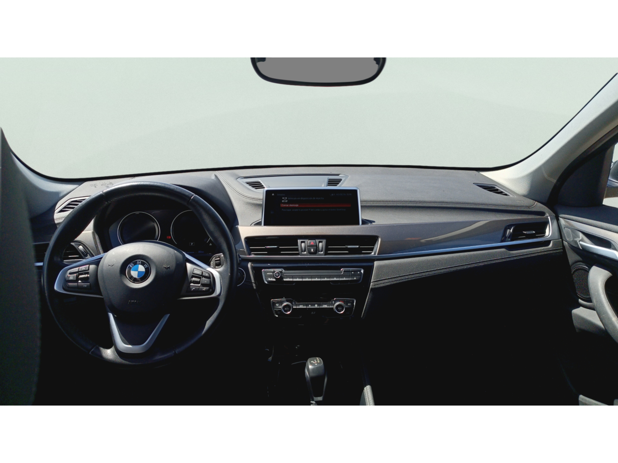 Renting BMW X1 xDrive25e 162 kW (220 CV) 3 2