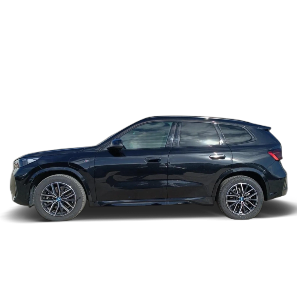 Renting BMW X1 xDrive25e 180 kW (245 CV) 10 8