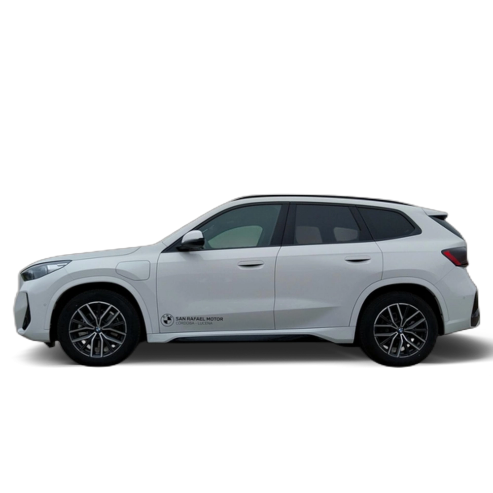 Renting BMW X1 xDrive25e 180 kW (245 CV) 10 9