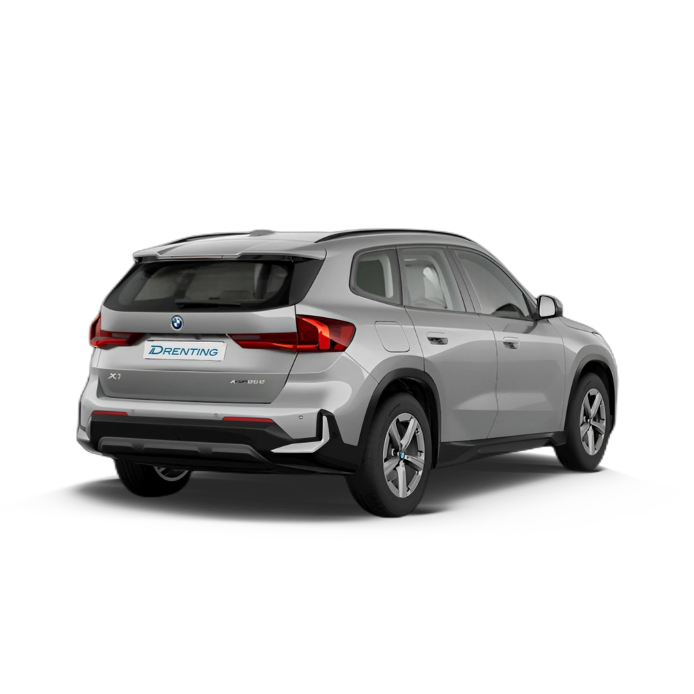 Renting BMW X1 xDrive25e 180 kW (245 CV) 10