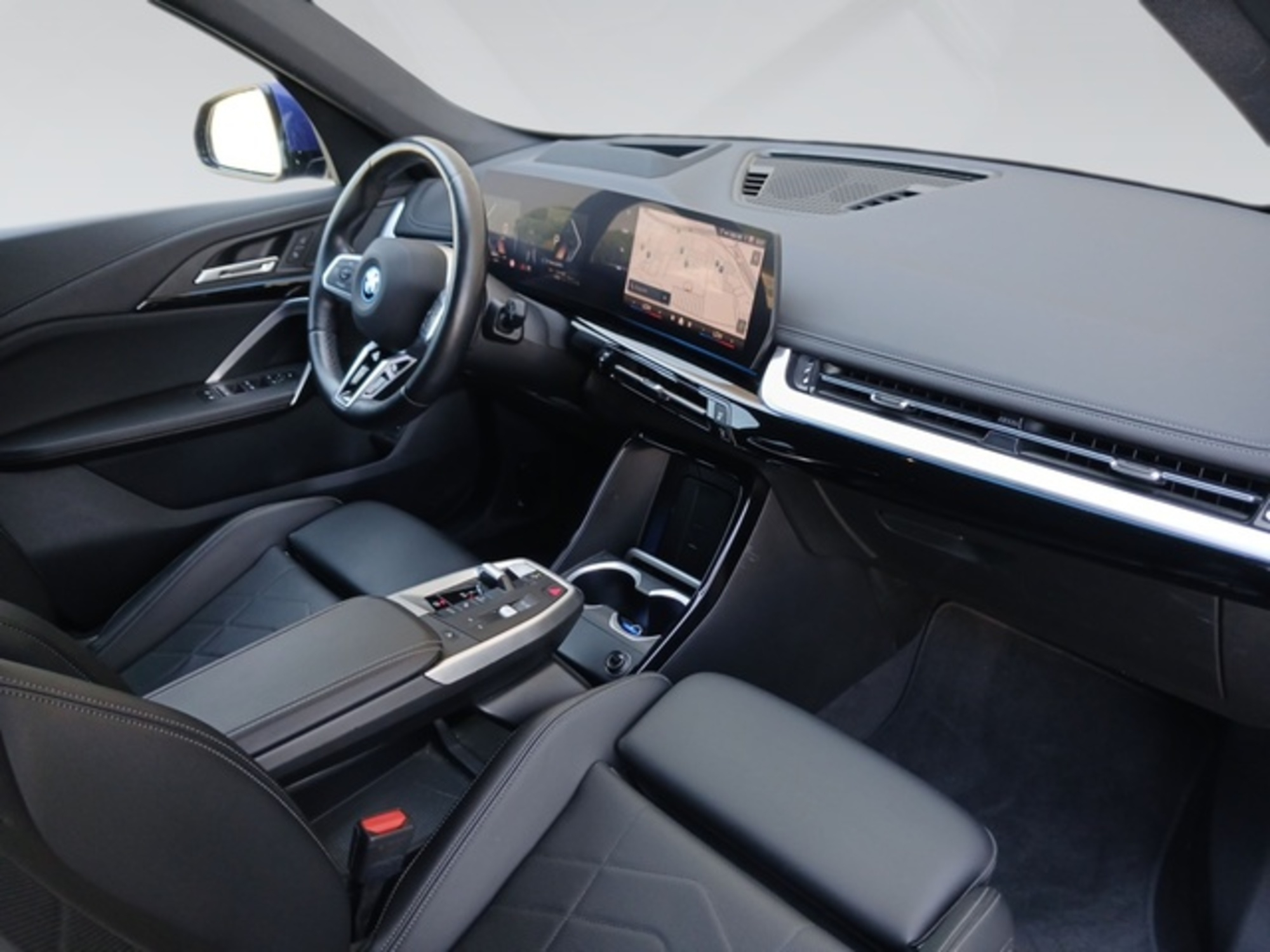 Renting BMW X1 xDrive25e 180 kW (245 CV) 10 20