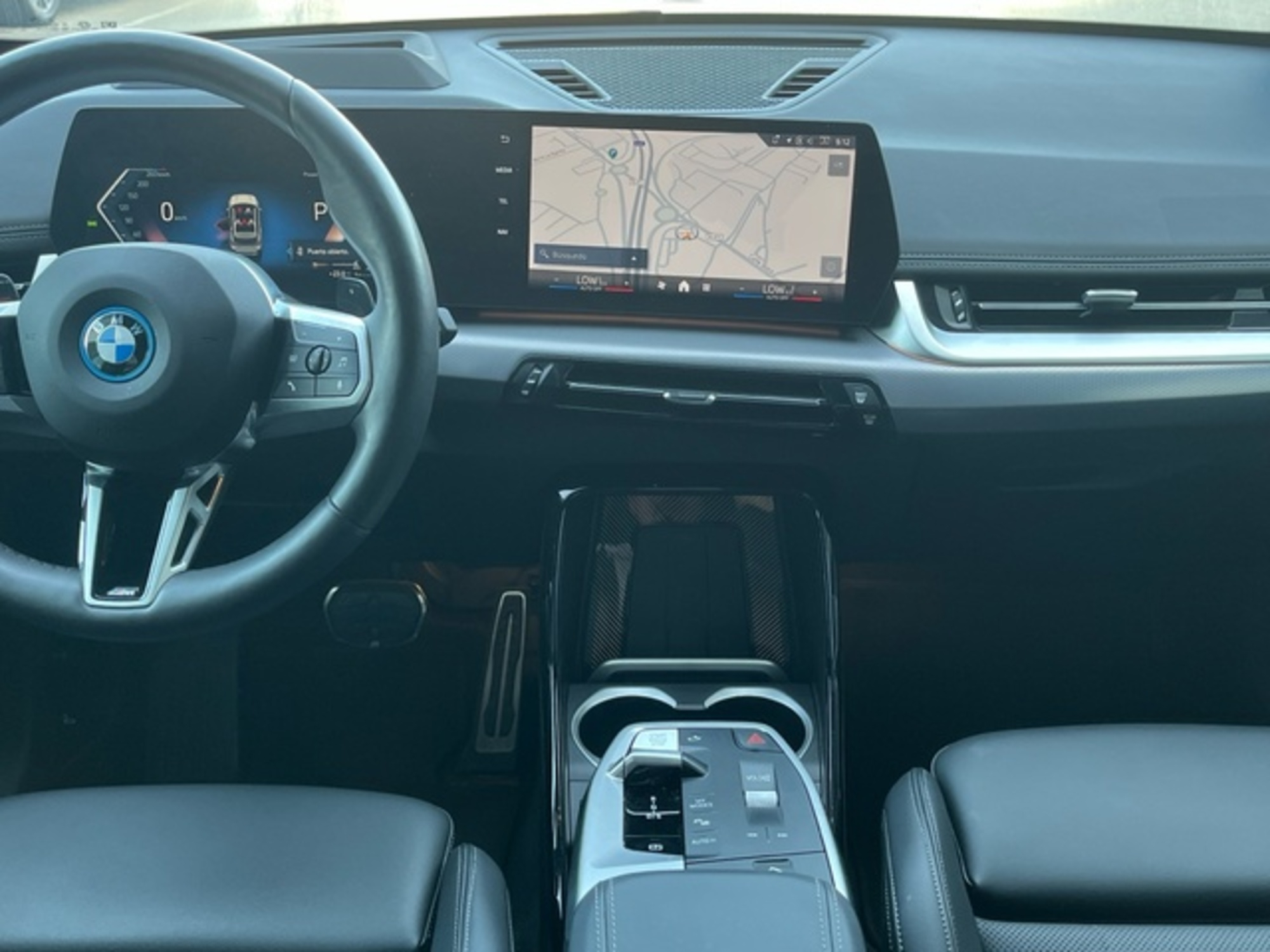 Renting BMW X1 xDrive25e 180 kW (245 CV) 10 21