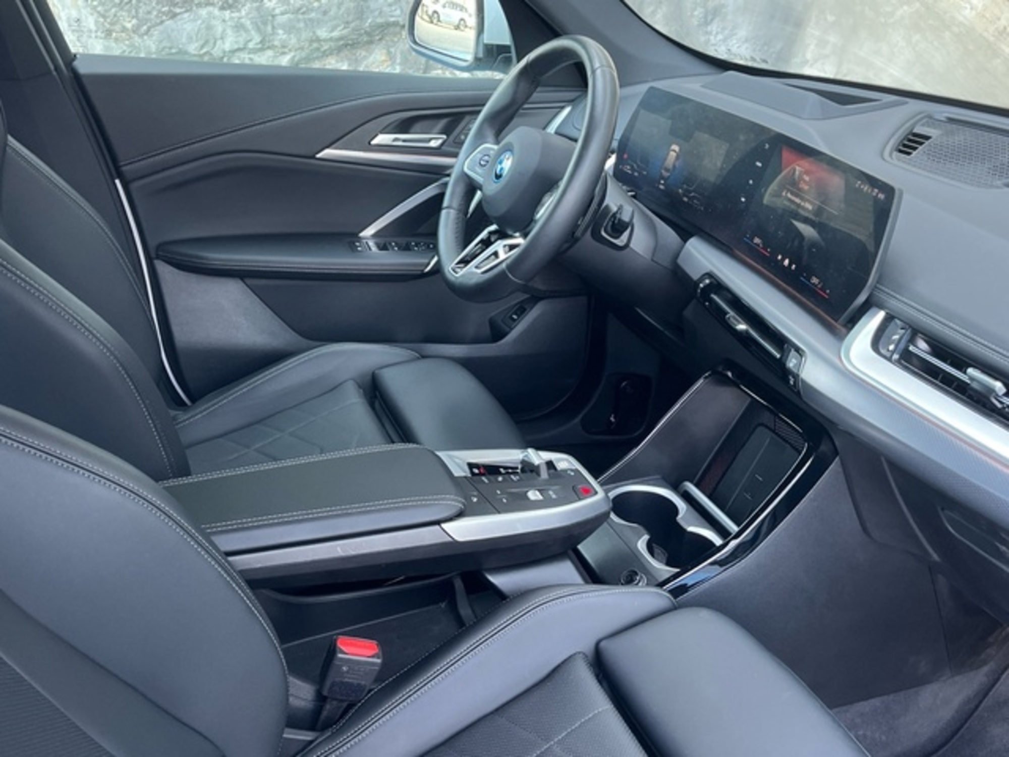 Renting BMW X1 xDrive25e 180 kW (245 CV) 10 21