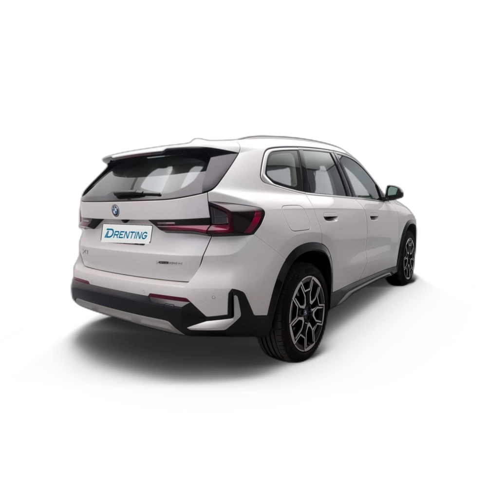 Renting BMW X1 xDrive25e 180 kW (245 CV) 18