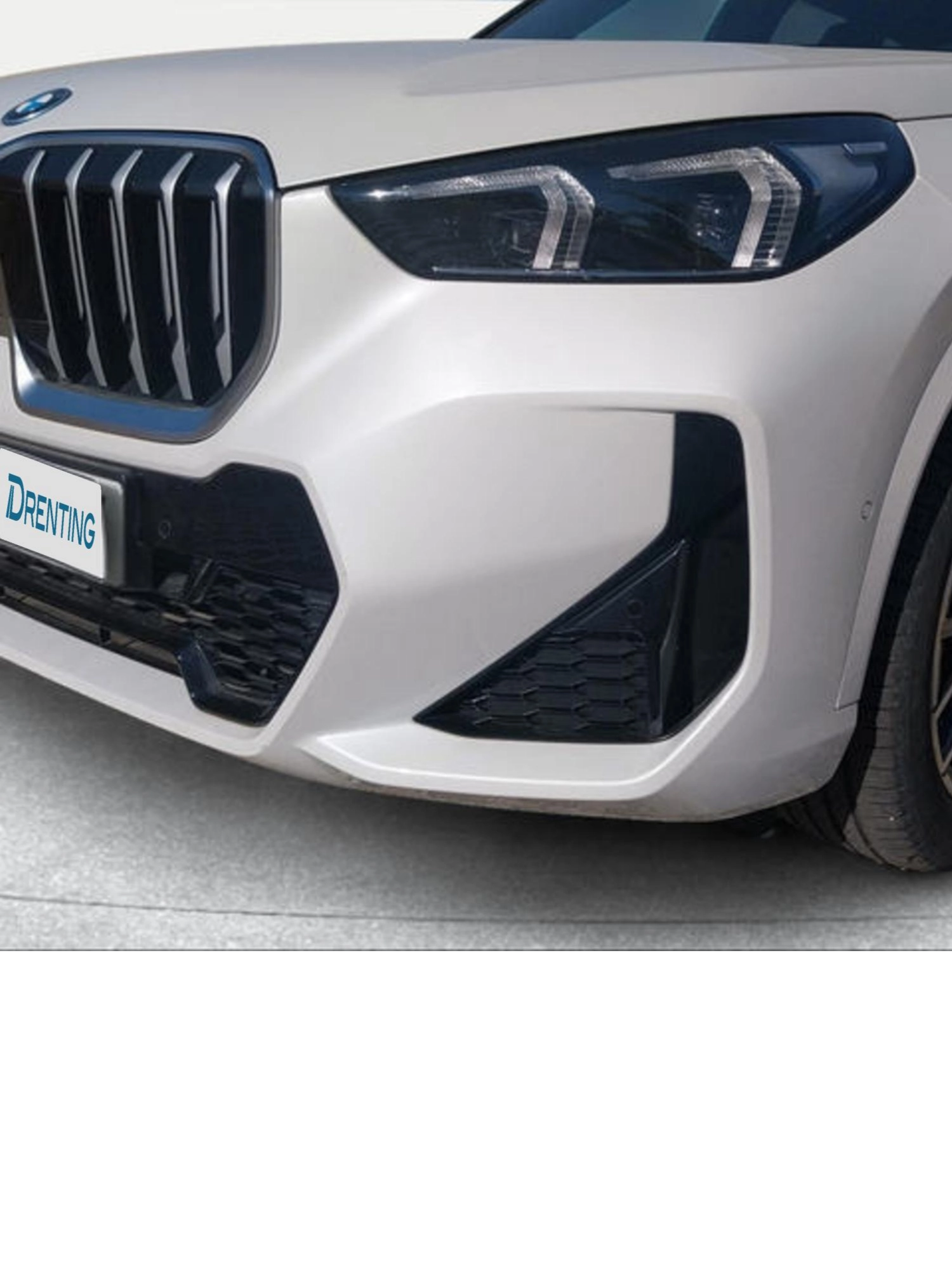 Renting BMW X1 xDrive25e 180 kW (245 CV) 3 10