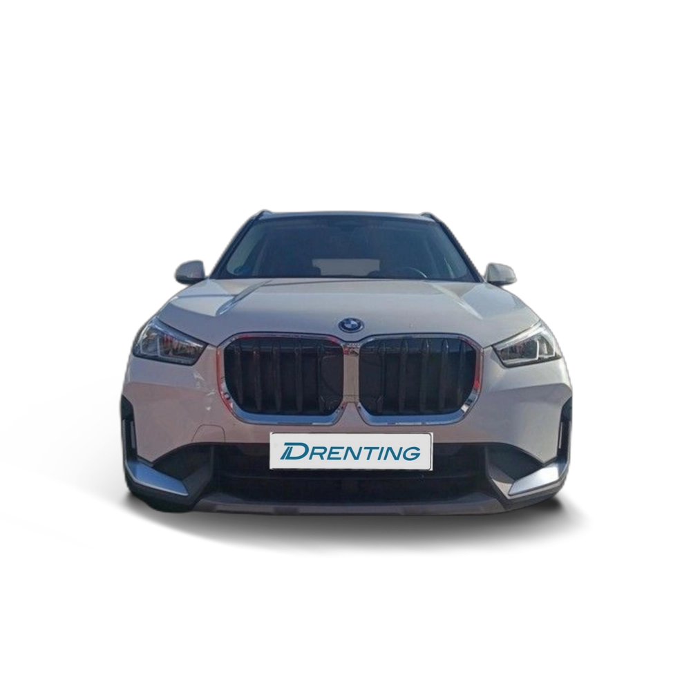 Renting BMW X1 xDrive25e 180 kW (245 CV) 3 13