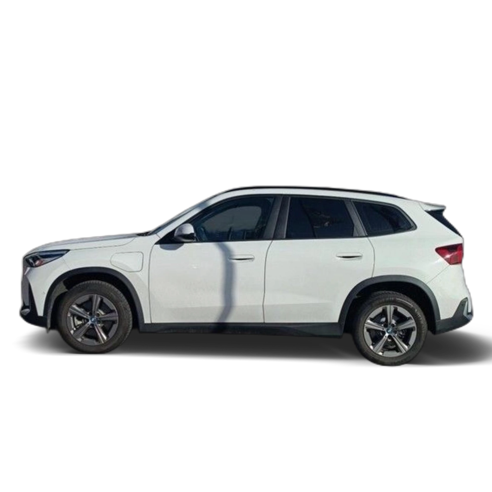 Renting BMW X1 xDrive25e 180 kW (245 CV) 3 13