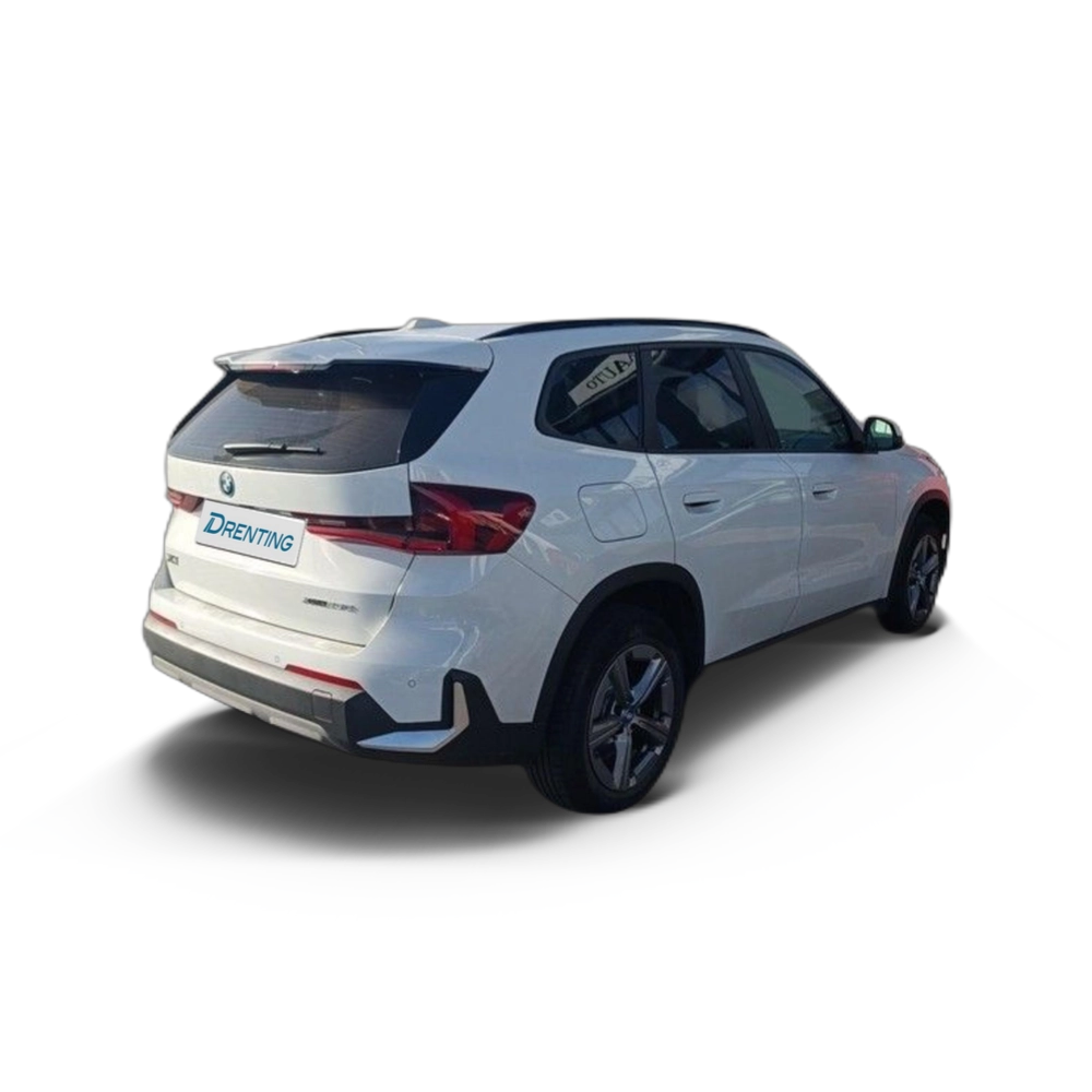 Renting BMW X1 xDrive25e 180 kW (245 CV) 3 13