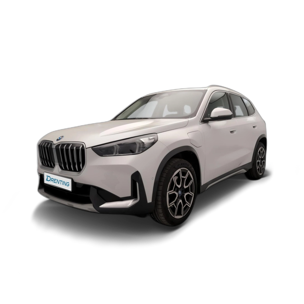 Renting BMW X1 xDrive25e 180 kW (245 CV) 4 12