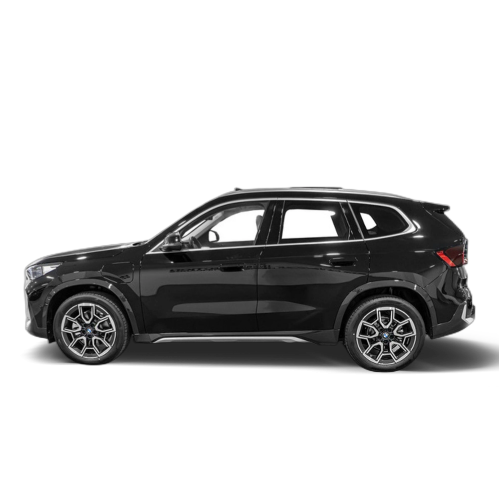 Renting BMW X1 xDrive25e 180 kW (245 CV) 4 17