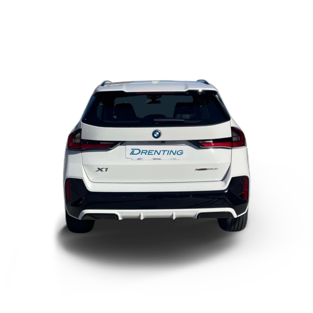 Renting BMW X1 xDrive25e 180 kW (245 CV) 9 5