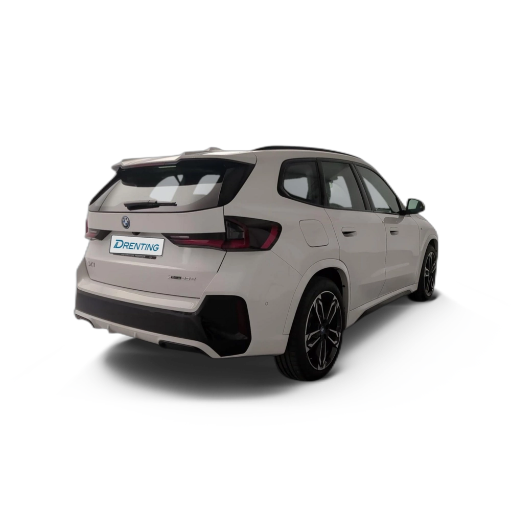 Renting BMW X1 xDrive30e 240 kW (326 CV) 3