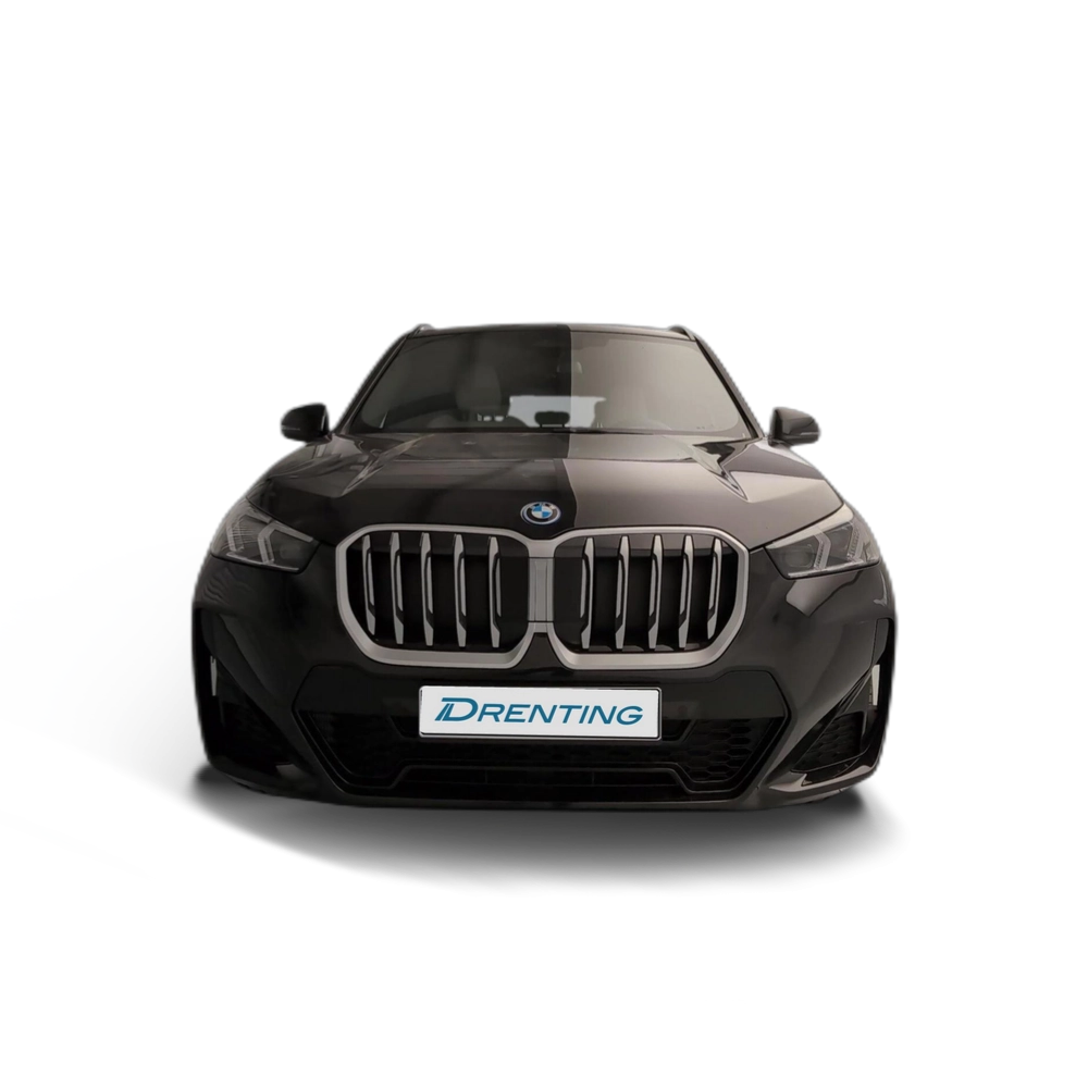 Renting BMW X1 xDrive30e 240 kW (326 CV) 3 1
