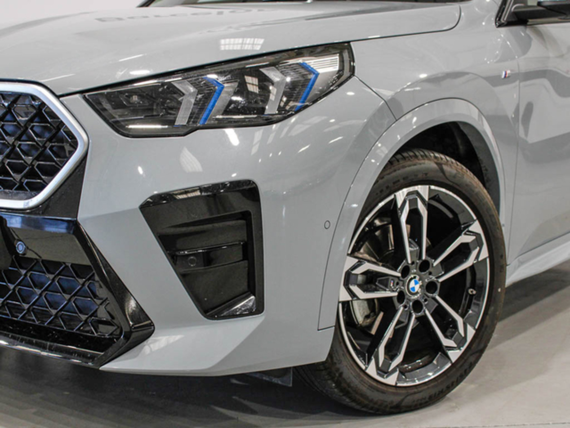 Renting BMW X2 sDrive18d 110 kW (150 CV) 20 1