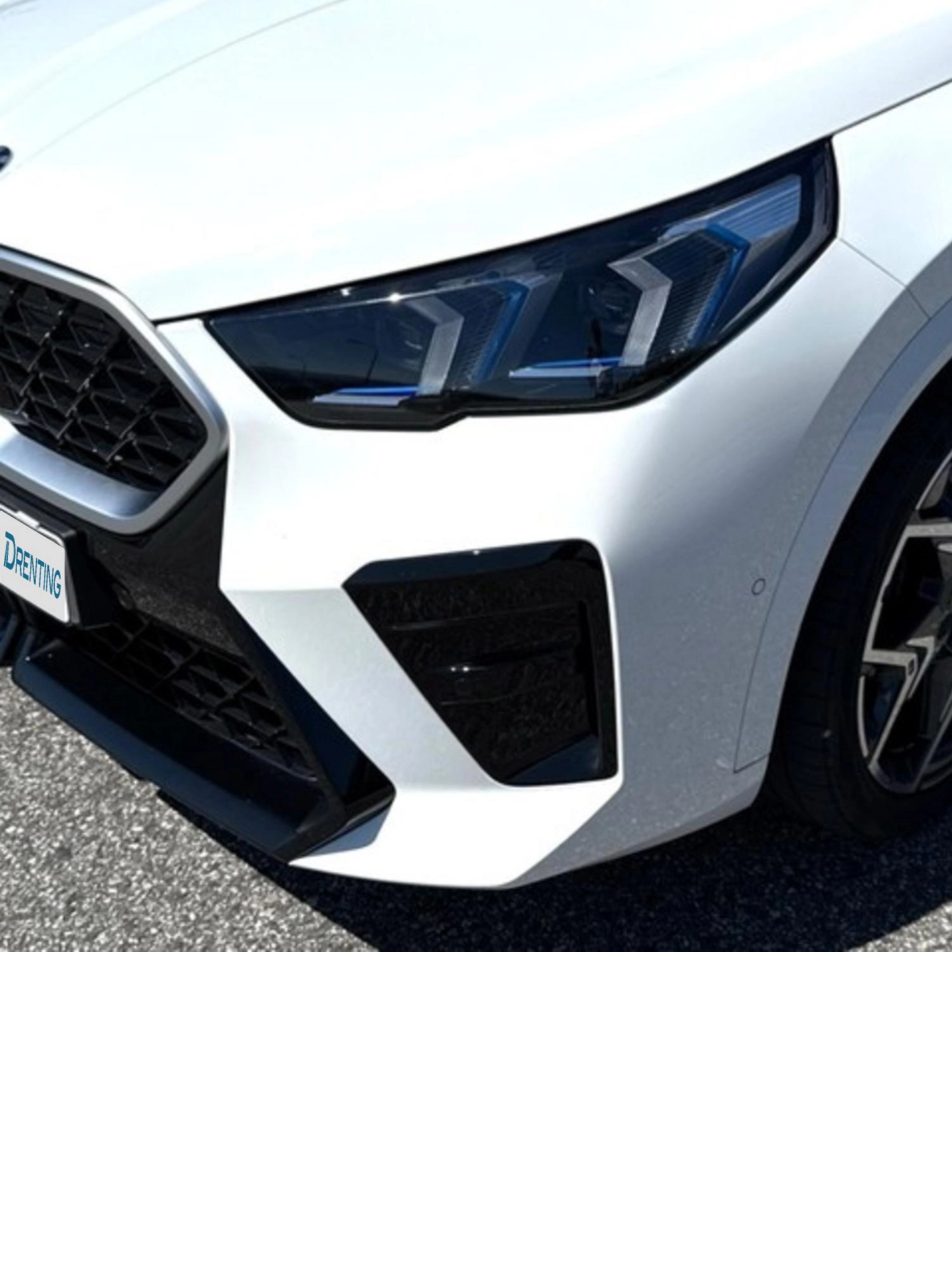 Renting BMW X2 sDrive18d 110 kW (150 CV) 21 4