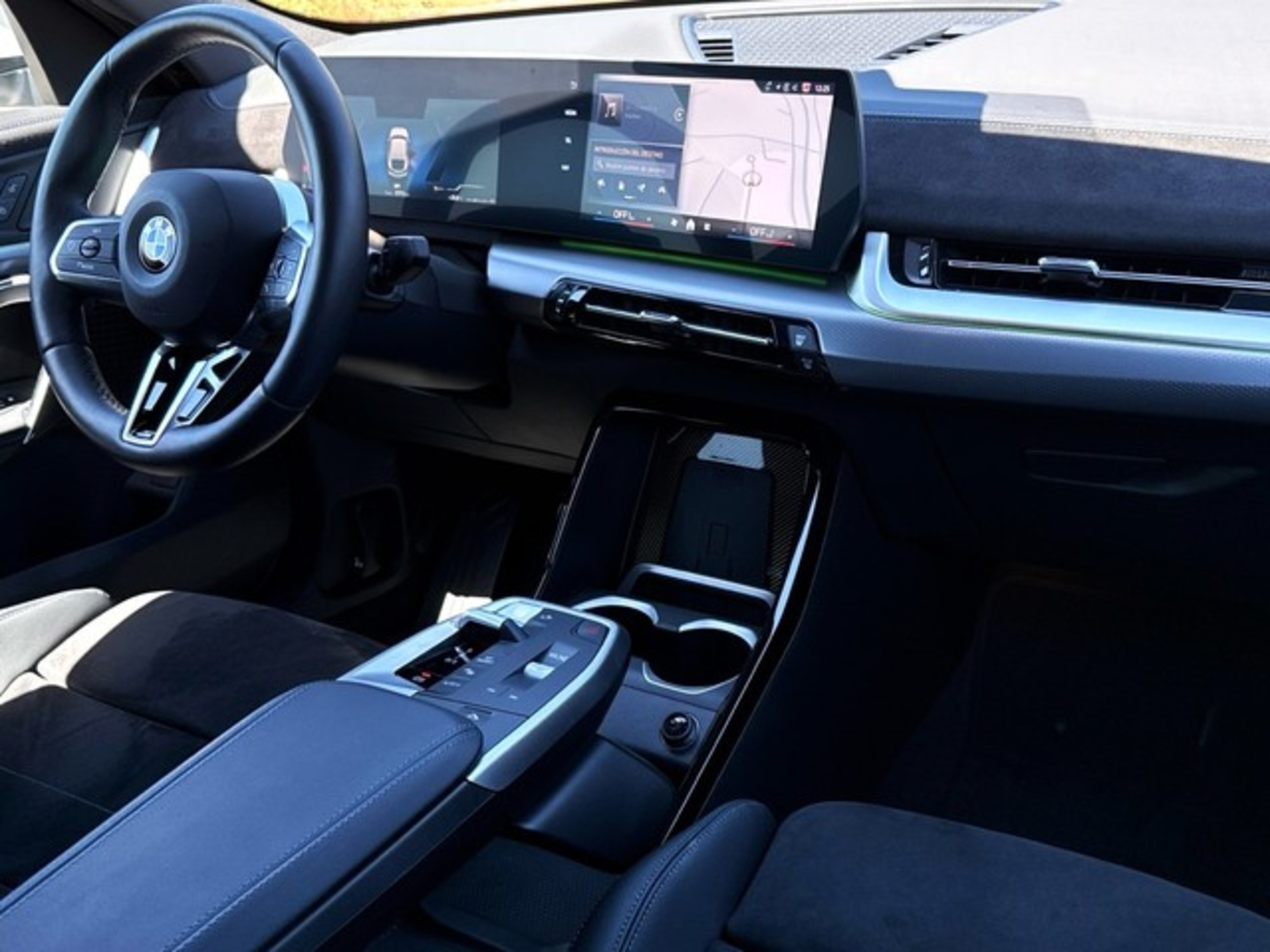 Renting BMW X2 sDrive18d 110 kW (150 CV) 21 4