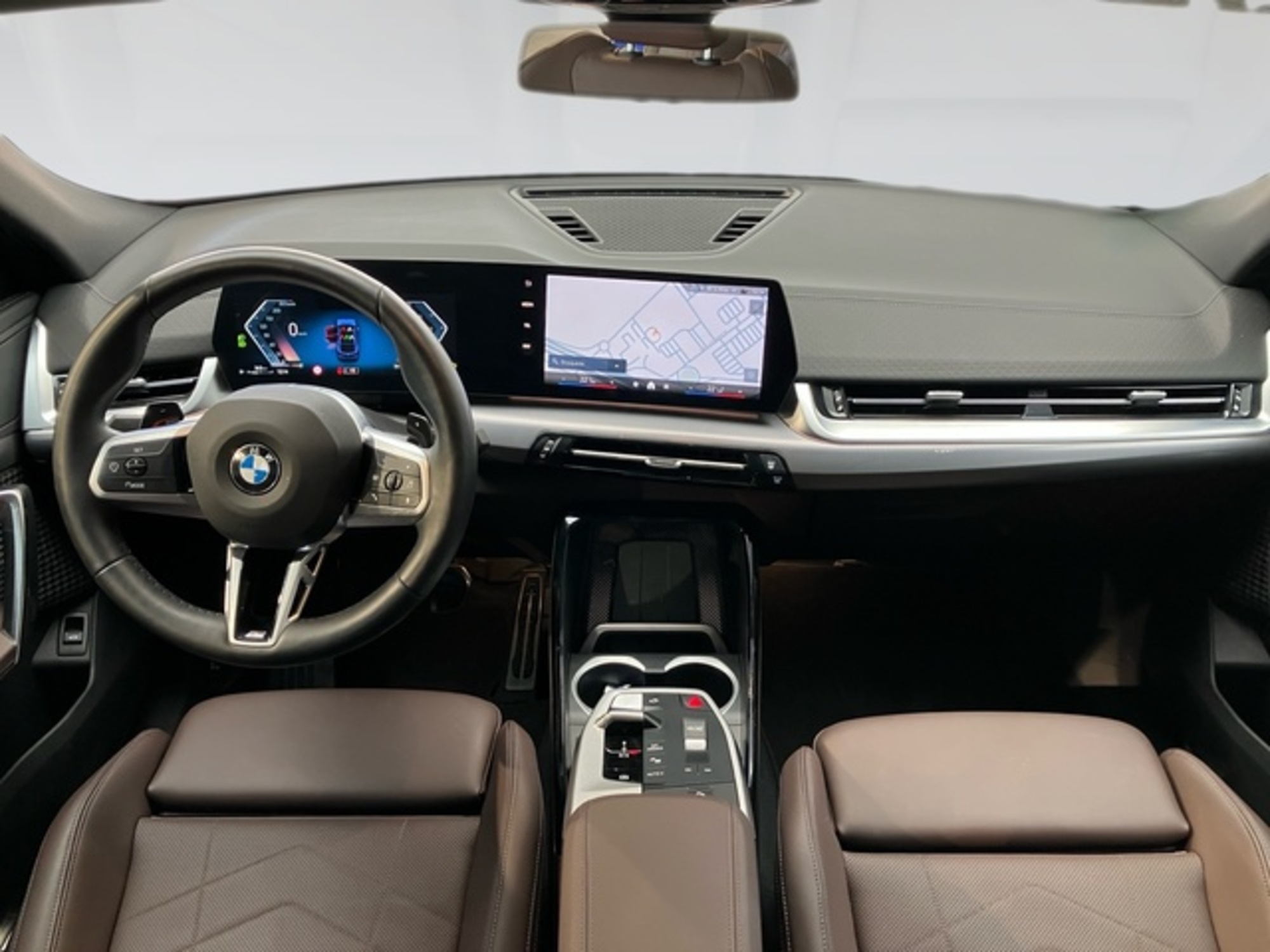 Renting BMW X2 sDrive18d 110 kW (150 CV) 5 1