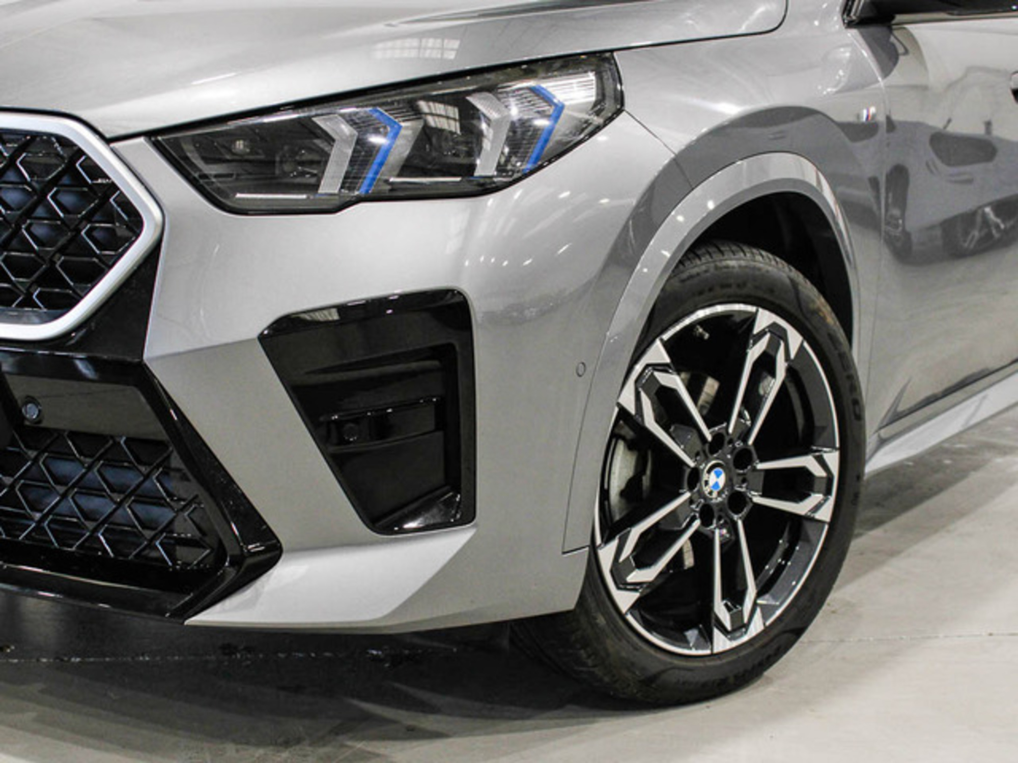 Renting BMW X2 sDrive18d 110 kW (150 CV) 5 2