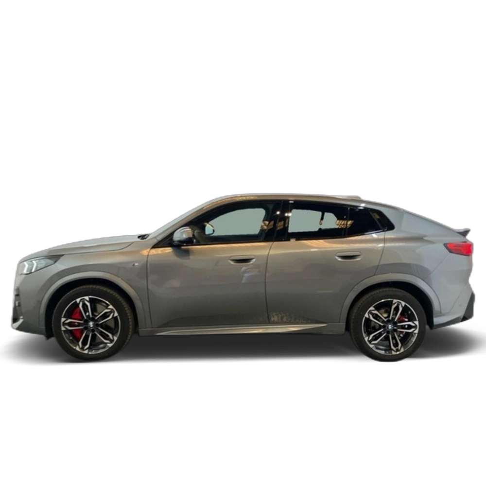 Renting BMW X2 sDrive18d 110 kW (150 CV) 9 3