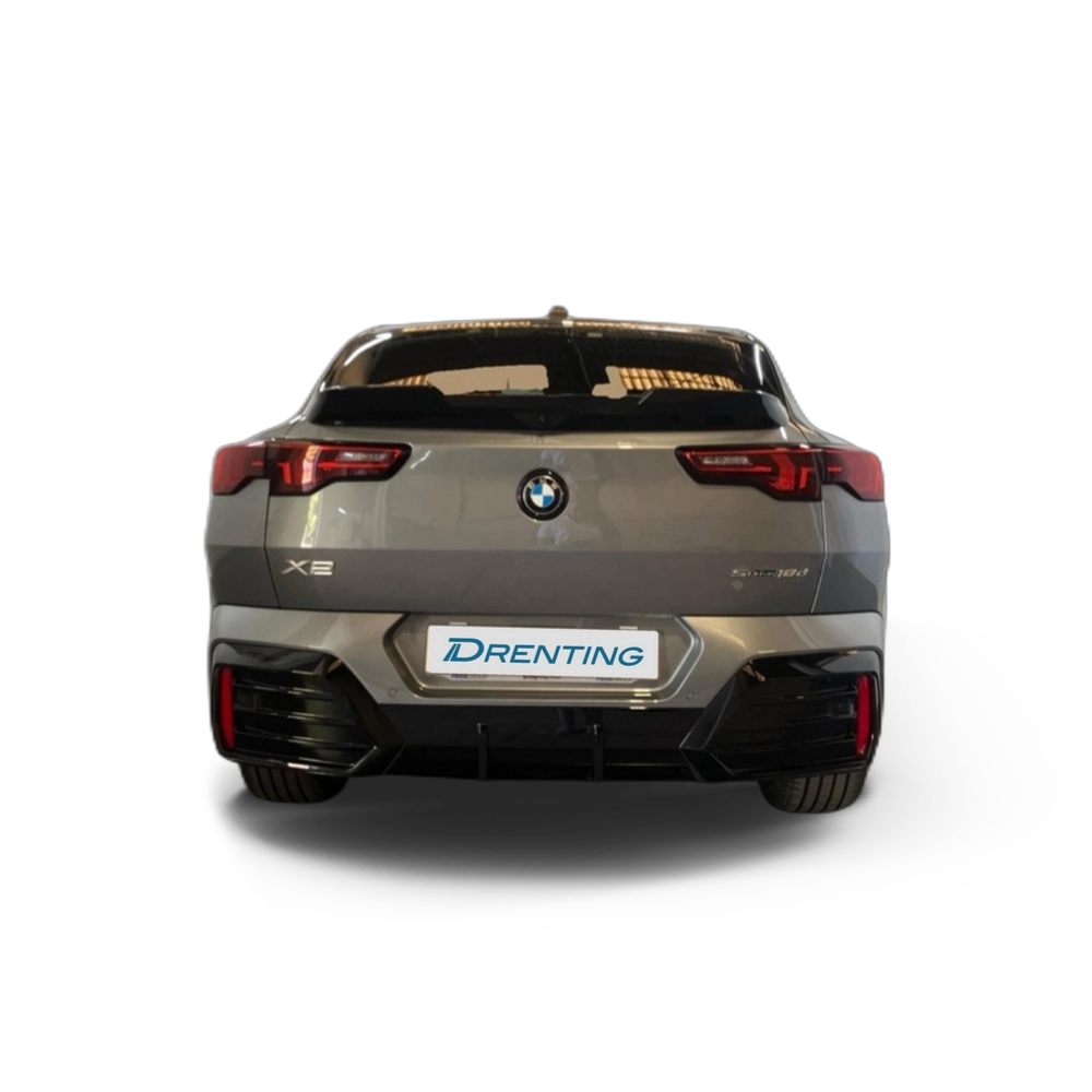 Renting BMW X2 sDrive18d 110 kW (150 CV) 9 3