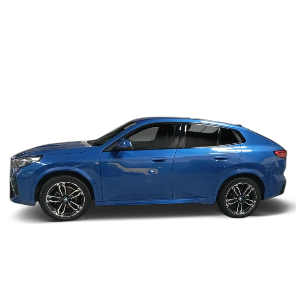 Renting BMW X2 sDrive18d 110 kW (150 CV) 9 6
