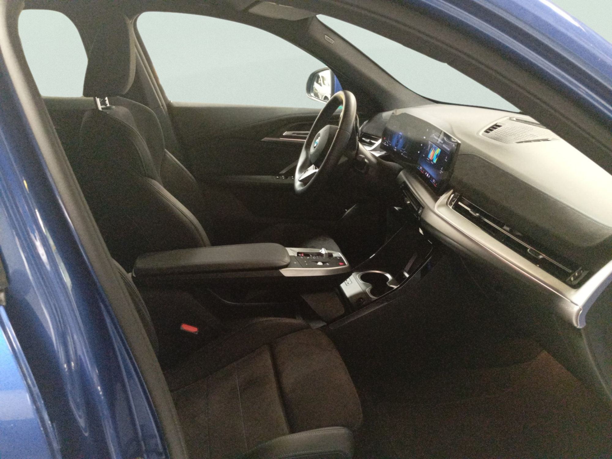 Renting BMW X2 sDrive18d 110 kW (150 CV) 9 6