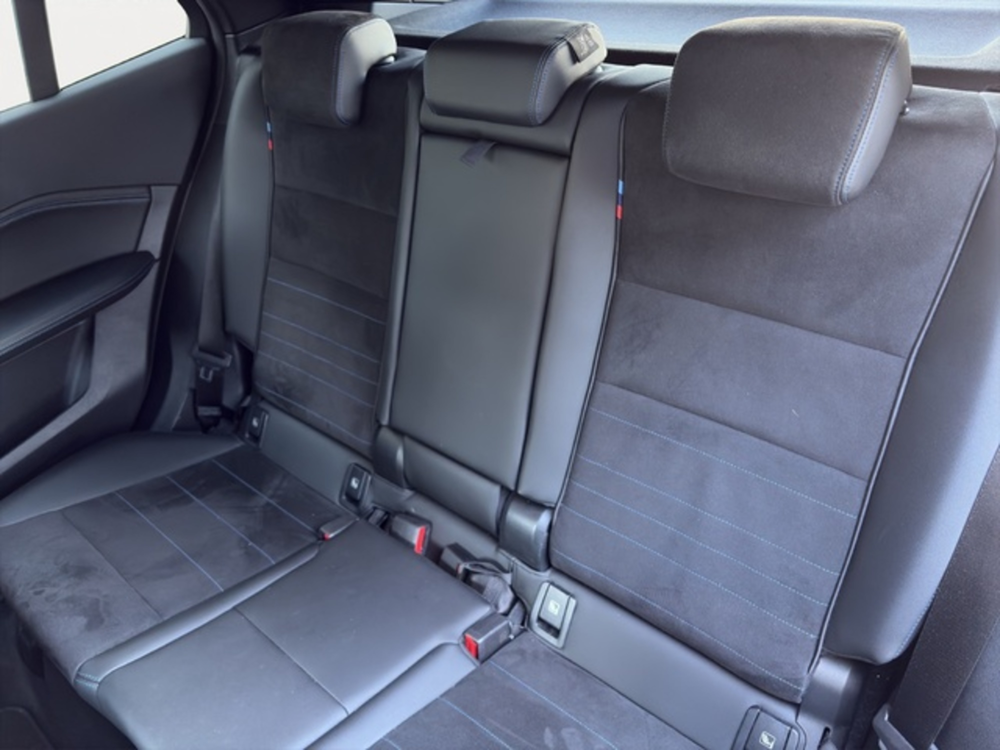 Renting BMW X2 sDrive18d 110 kW (150 CV) 9 7