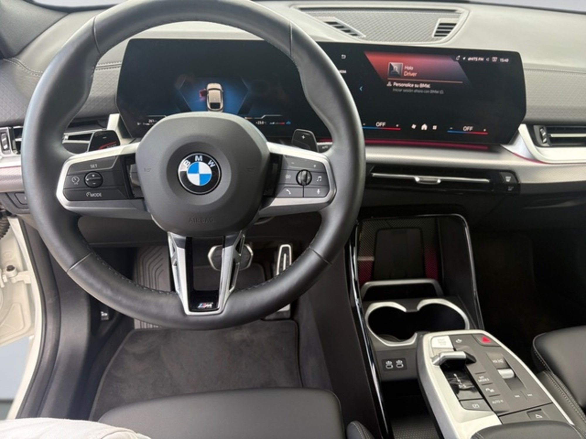 Renting BMW X2 sDrive18d 110 kW (150 CV) 9