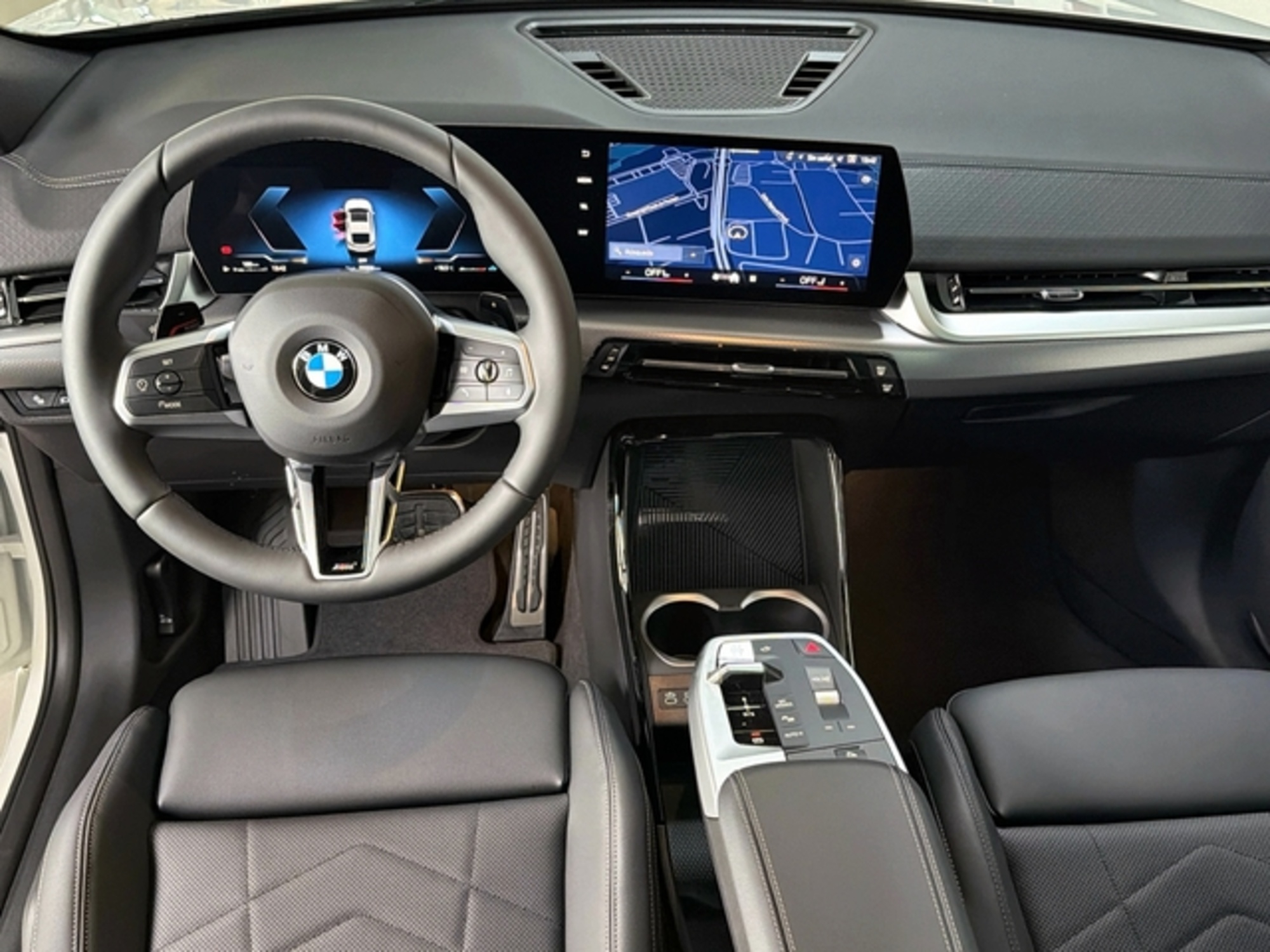 Renting BMW X2 sDrive20d 120 kW (163 CV) 3 5