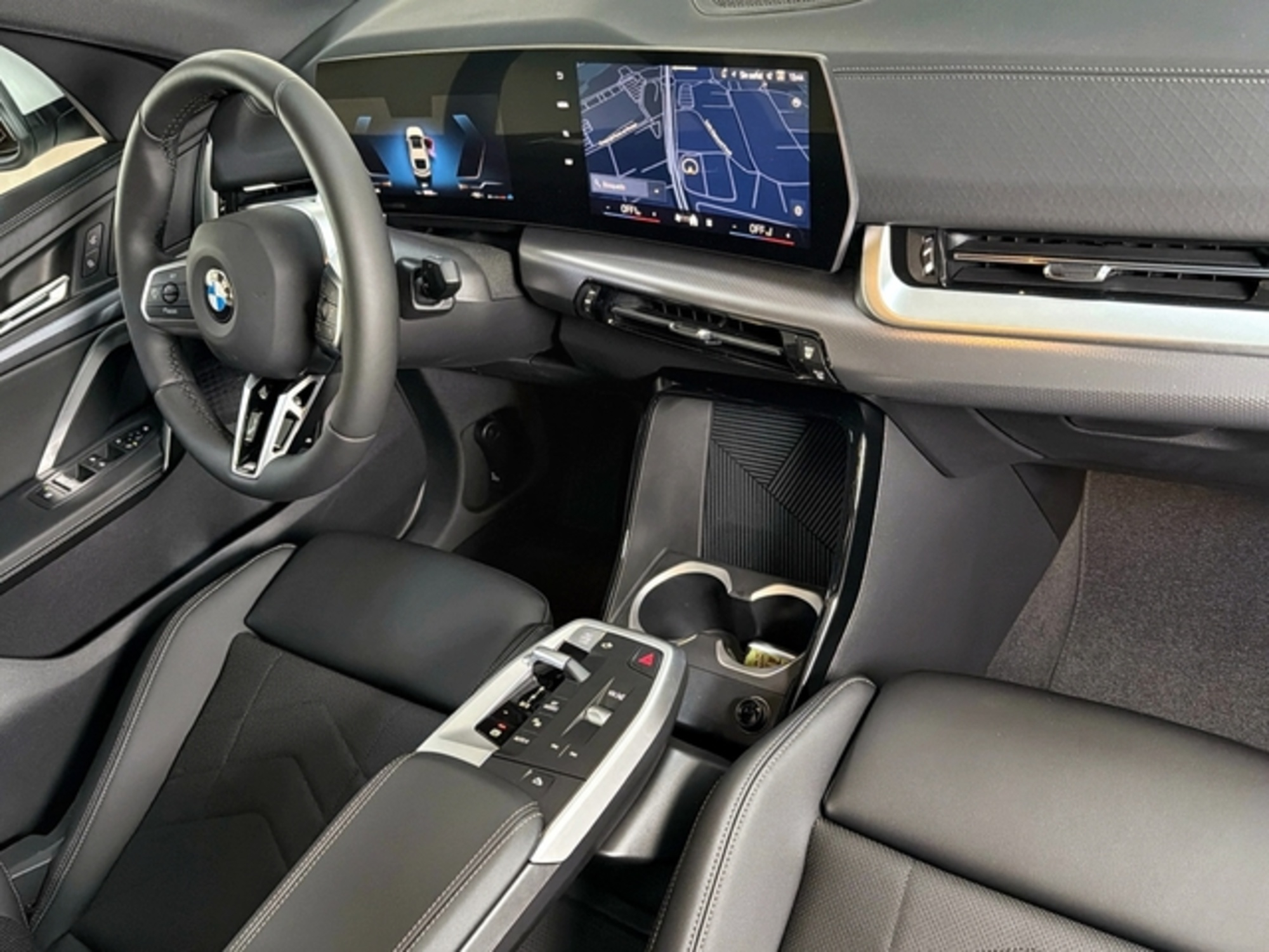 Renting BMW X2 sDrive20d 120 kW (163 CV) 3 5