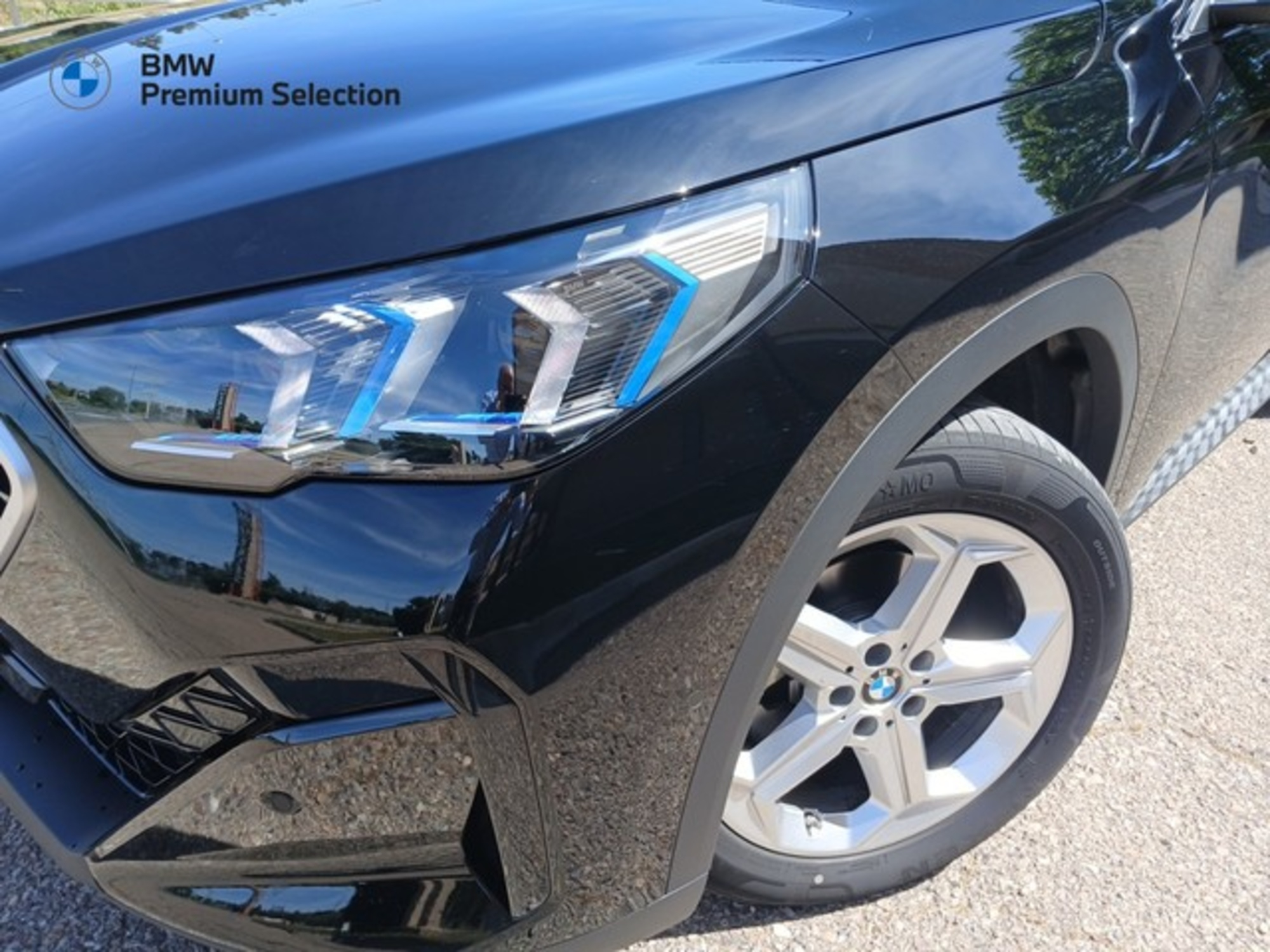 Renting BMW X2 sDrive20d 120 kW (163 CV) 3 6