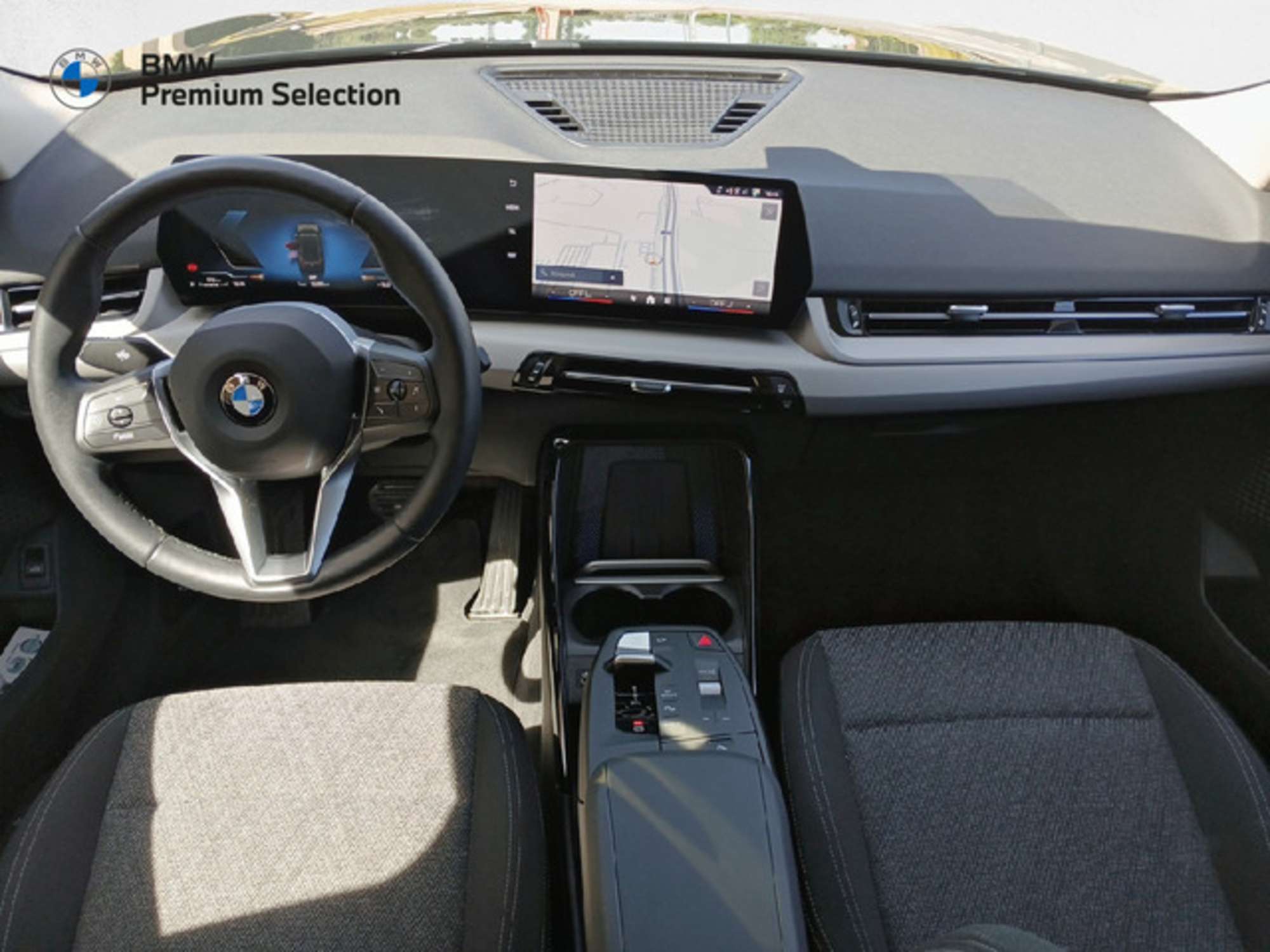 Renting BMW X2 sDrive20d 120 kW (163 CV) 3 6