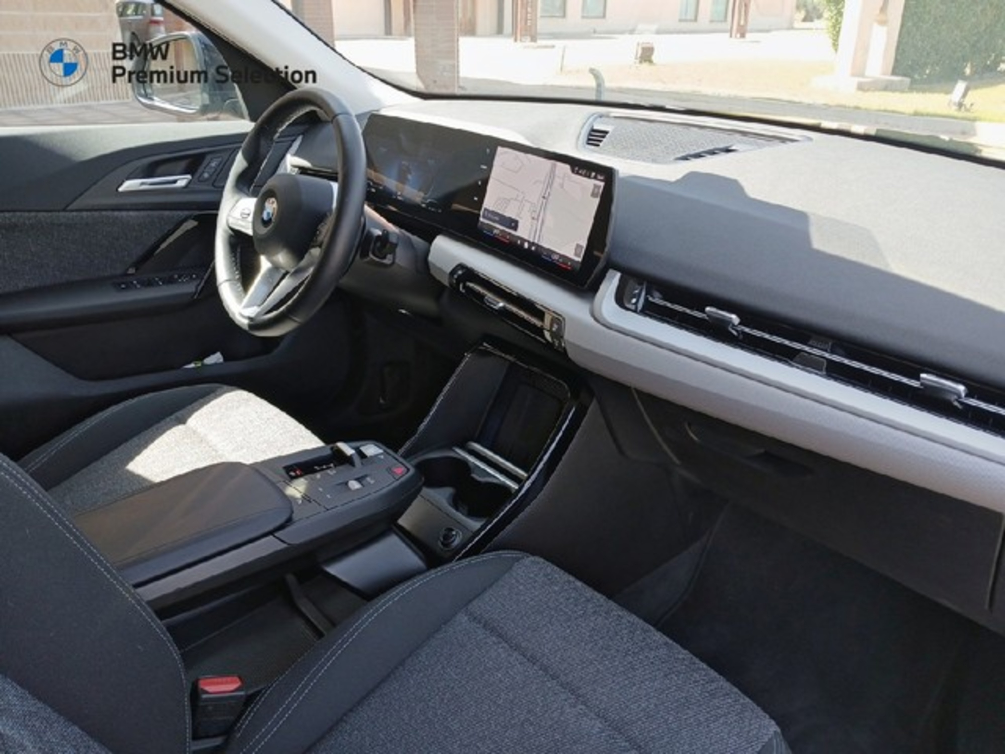 Renting BMW X2 sDrive20d 120 kW (163 CV) 3 6