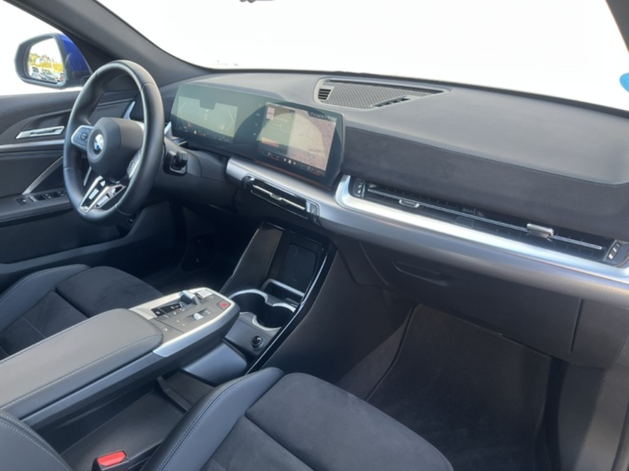 Renting BMW X2 sDrive20d 120 kW (163 CV) 7 8