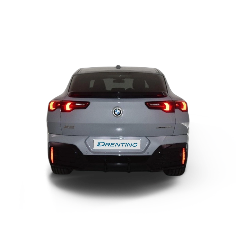 Renting BMW X2 sDrive20i 125 kW (170 CV) 5 1