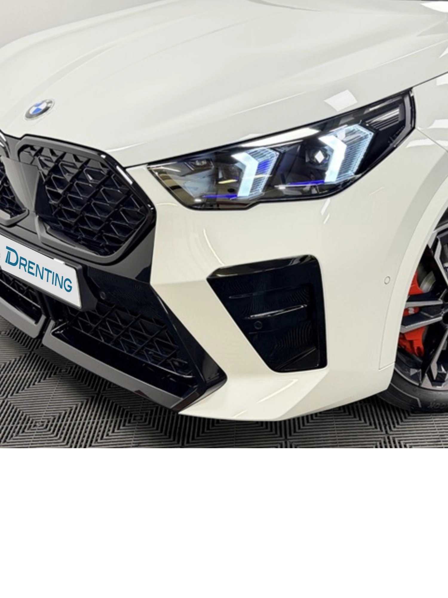 Renting BMW X2 sDrive20i 125 kW (170 CV) 5 2