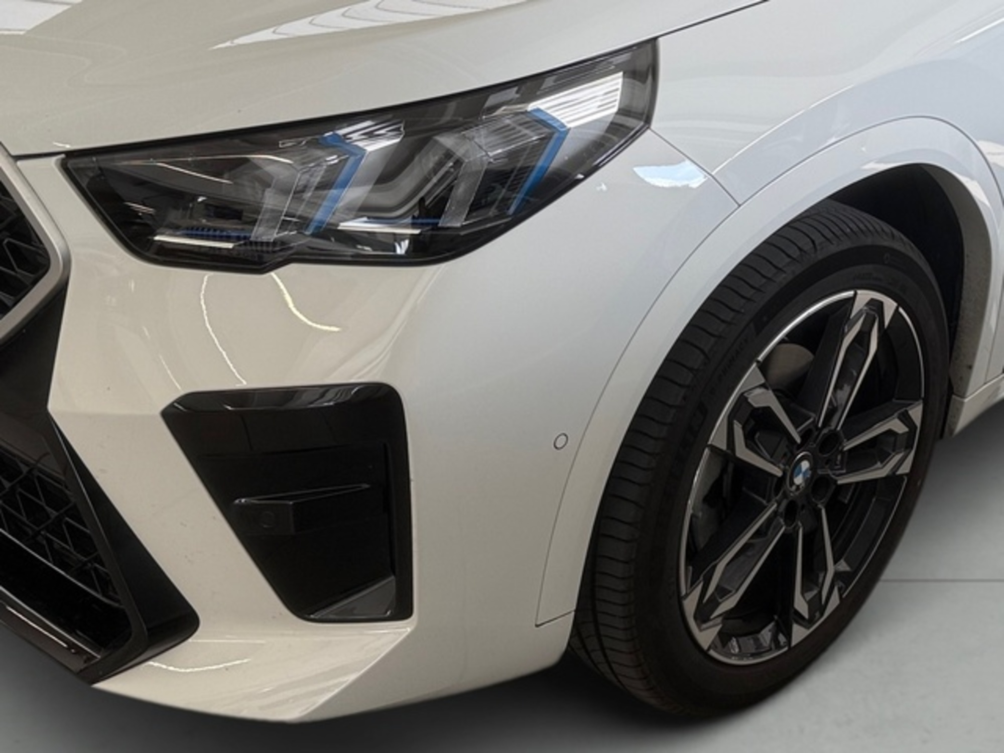 Renting BMW X2 xDrive20d 120 kW (163 CV) 12 2