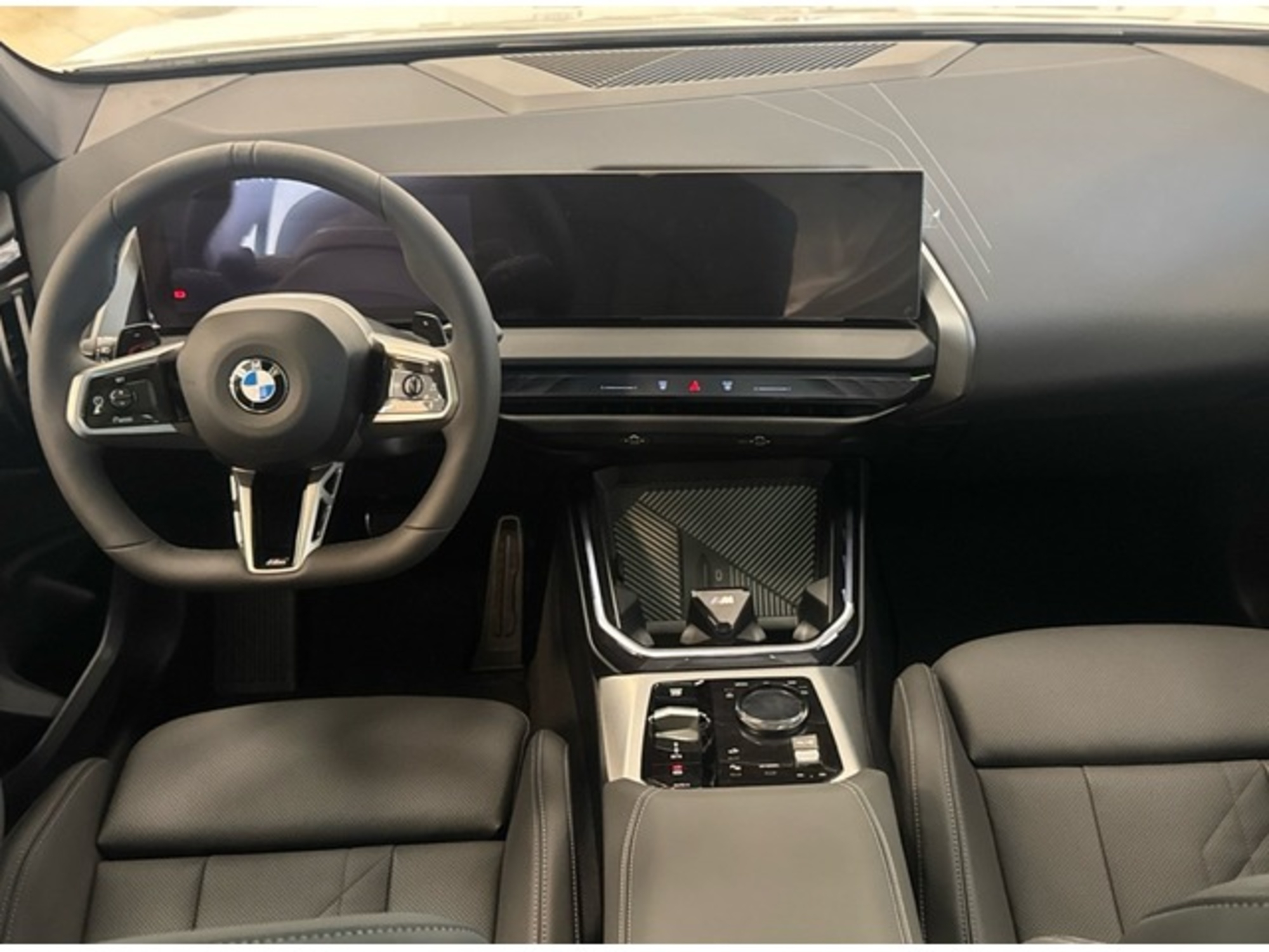 Renting BMW X3 xDrive20d 145 kW (197 CV) 10 3