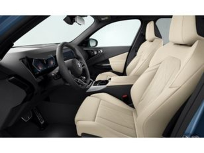 Renting BMW X3 xDrive20d 145 kW (197 CV) 18 3