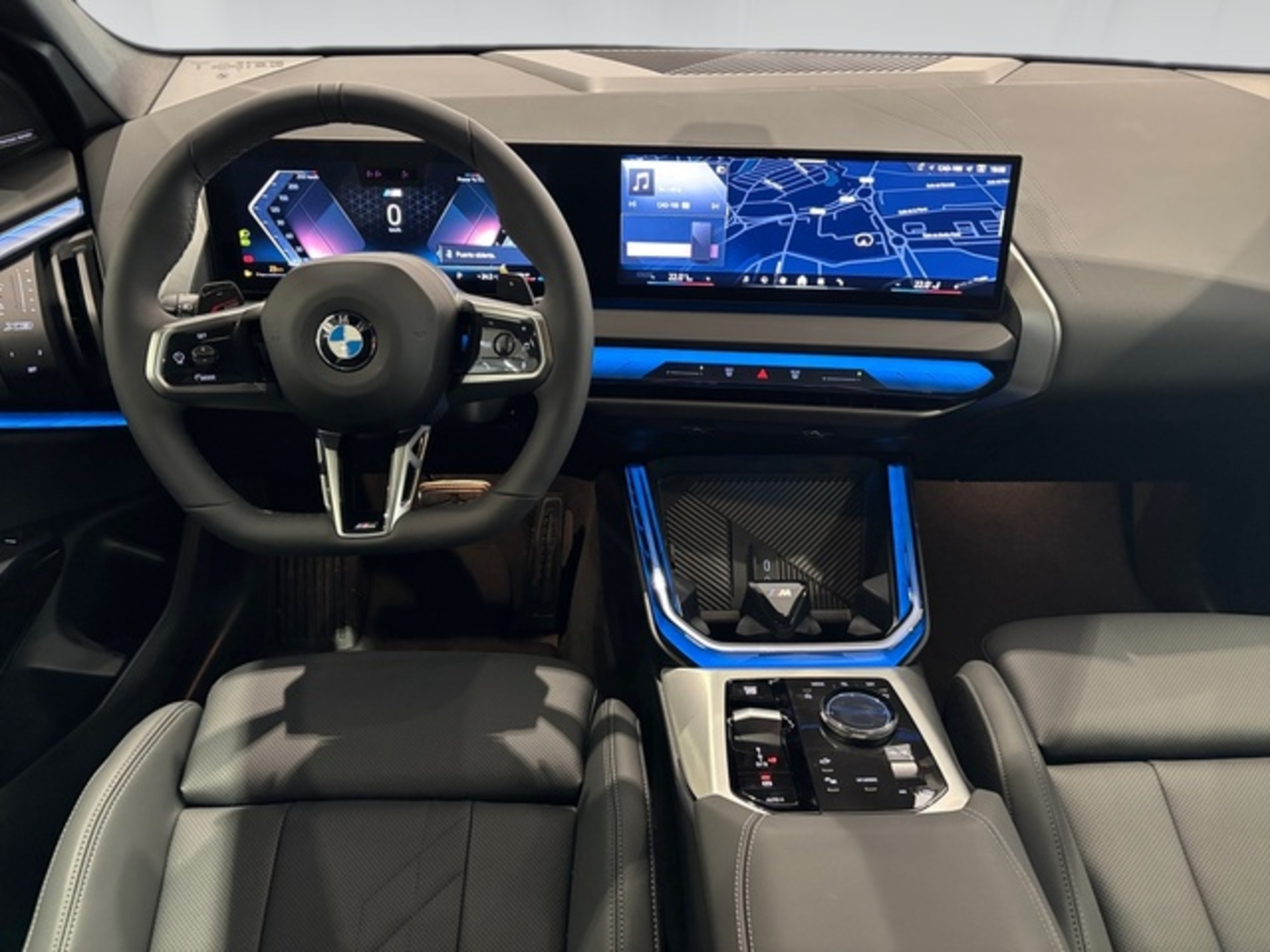 Renting BMW X3 xDrive20d 145 kW (197 CV) 18 9