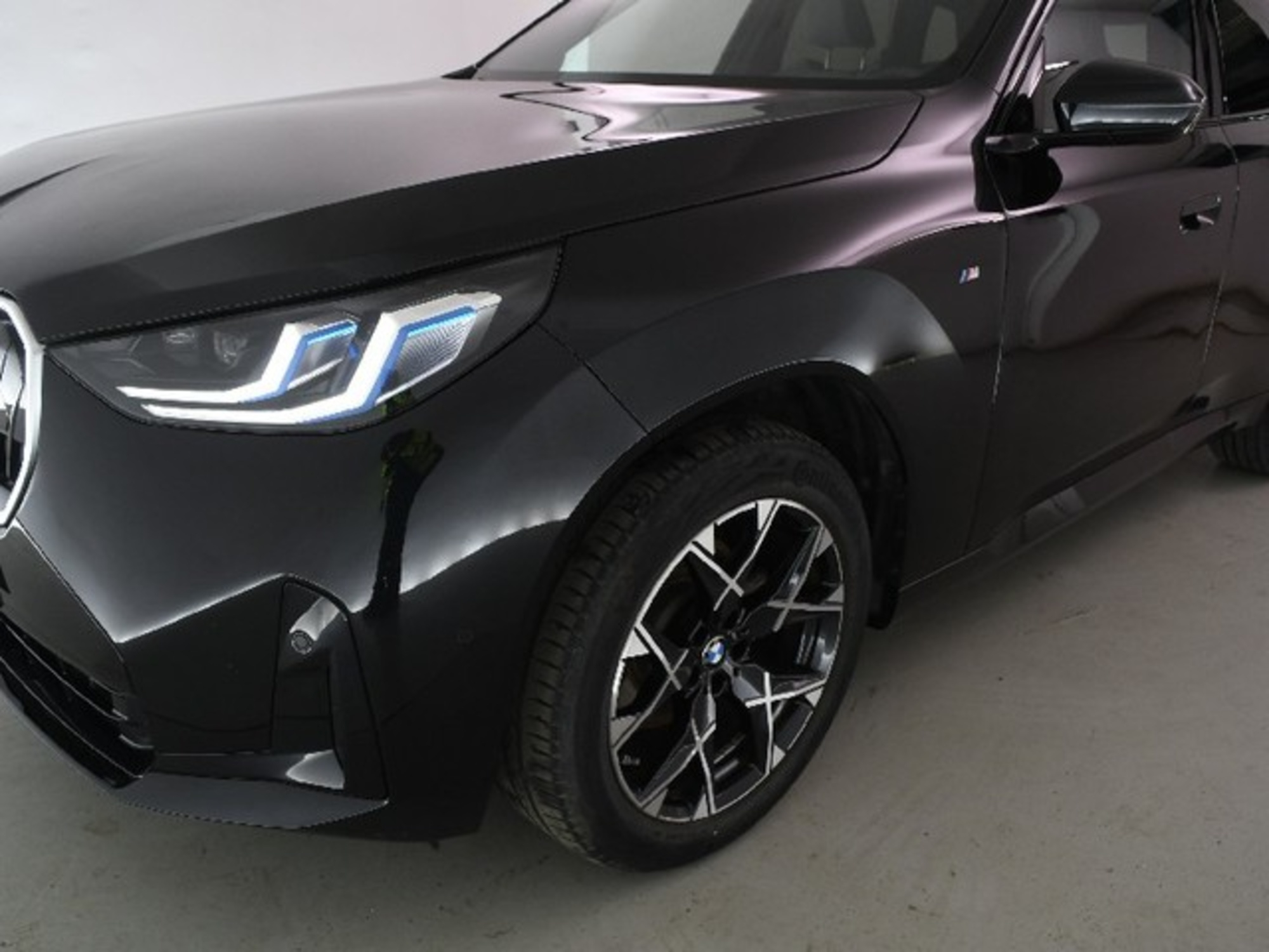 Renting BMW X3 xDrive20d 145 kW (197 CV) 18 11