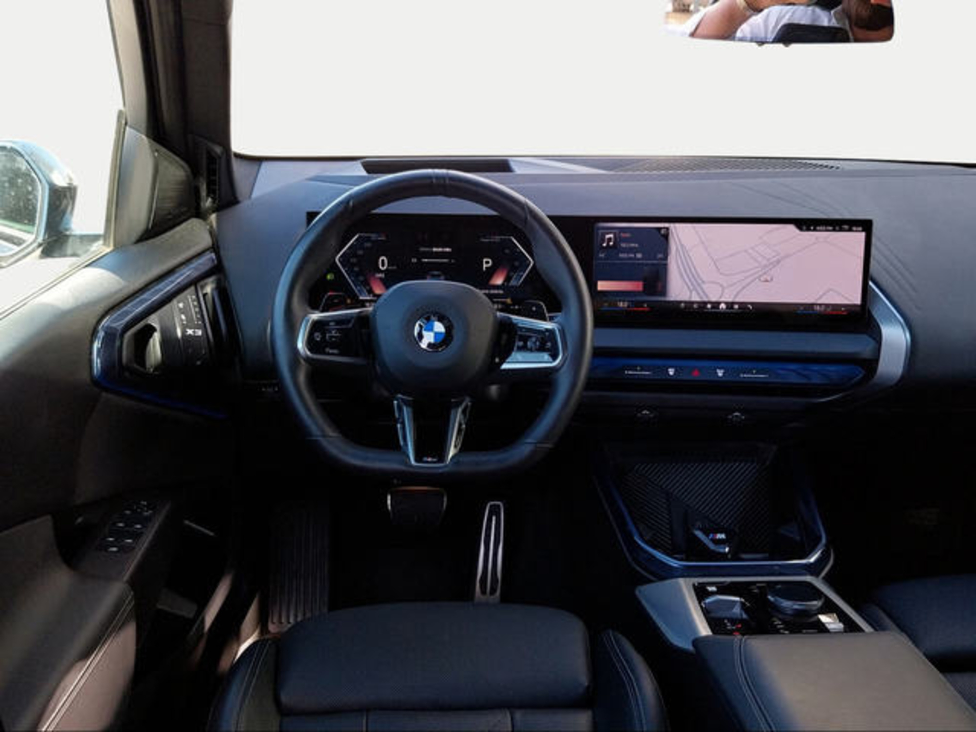 Renting BMW X3 xDrive20d 145 kW (197 CV) 18 12