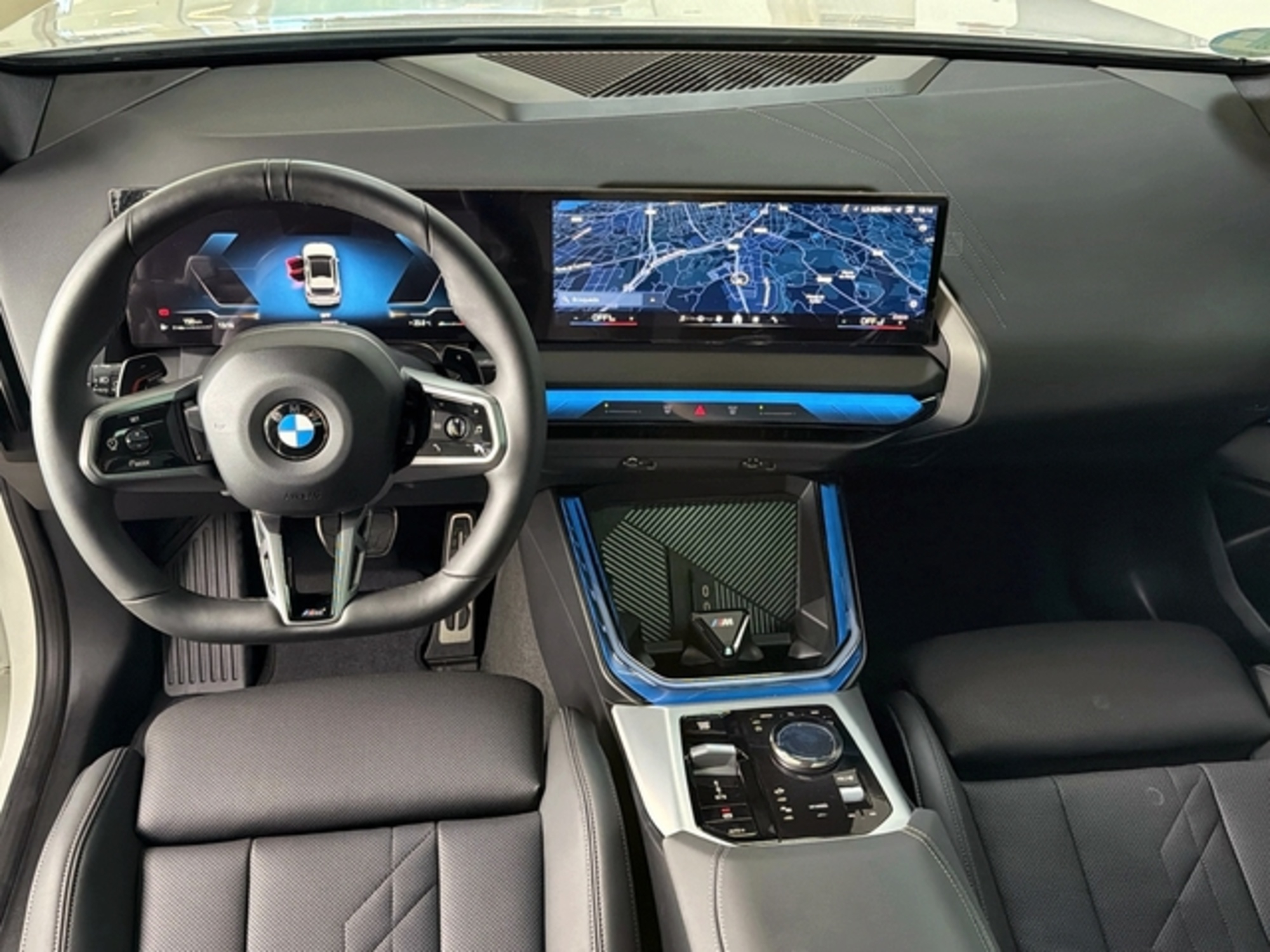 Renting BMW X3 xDrive20d 145 kW (197 CV) 19 10