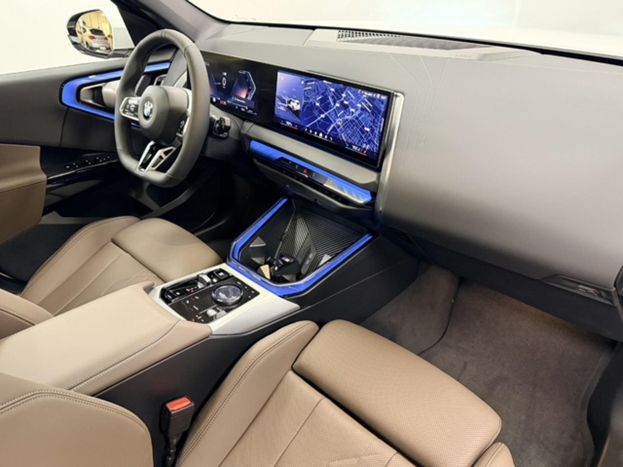 Renting BMW X3 xDrive20d 145 kW (197 CV) 19 12