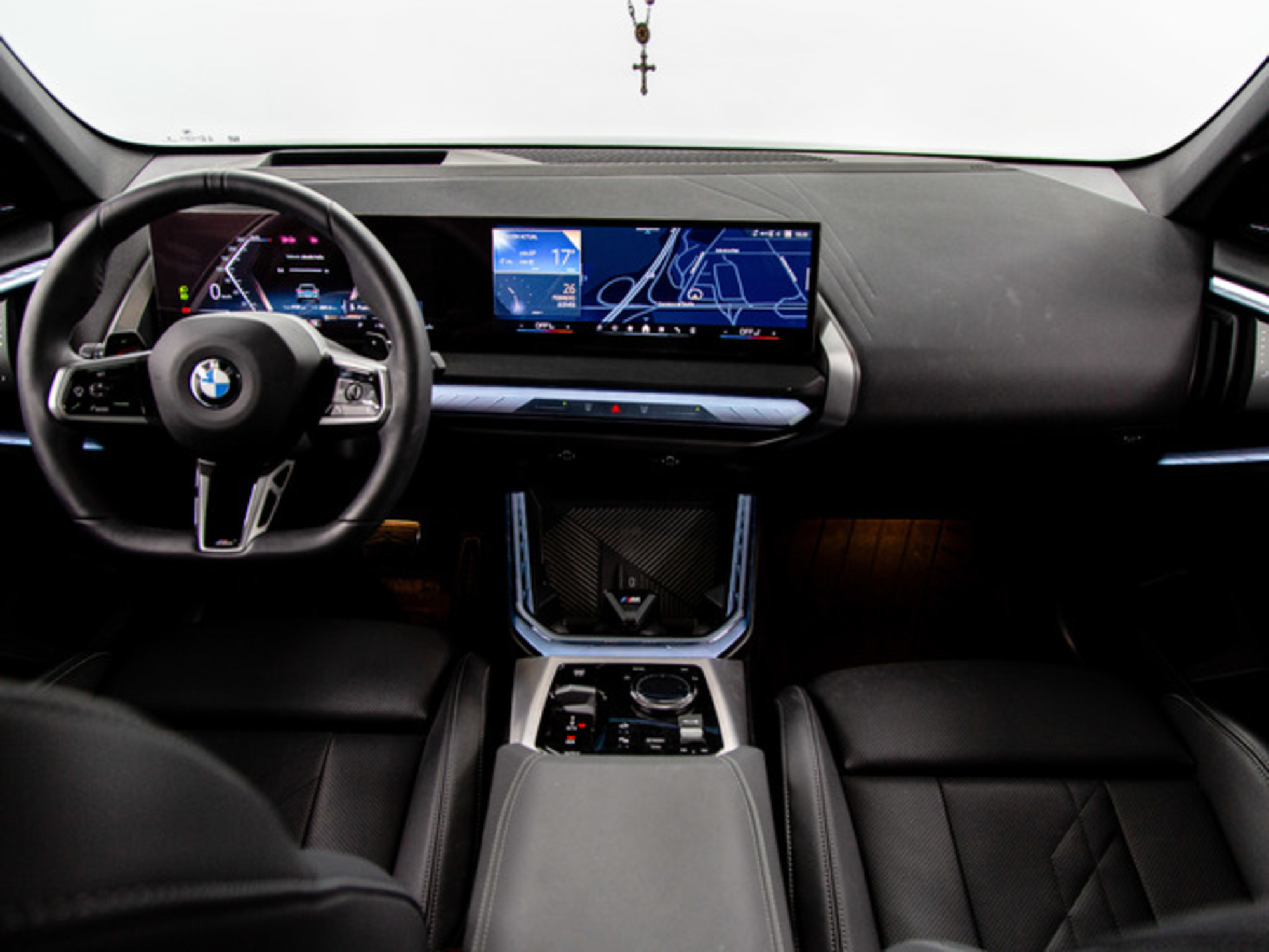 Renting BMW X3 xDrive20d 145 kW (197 CV) 3 4