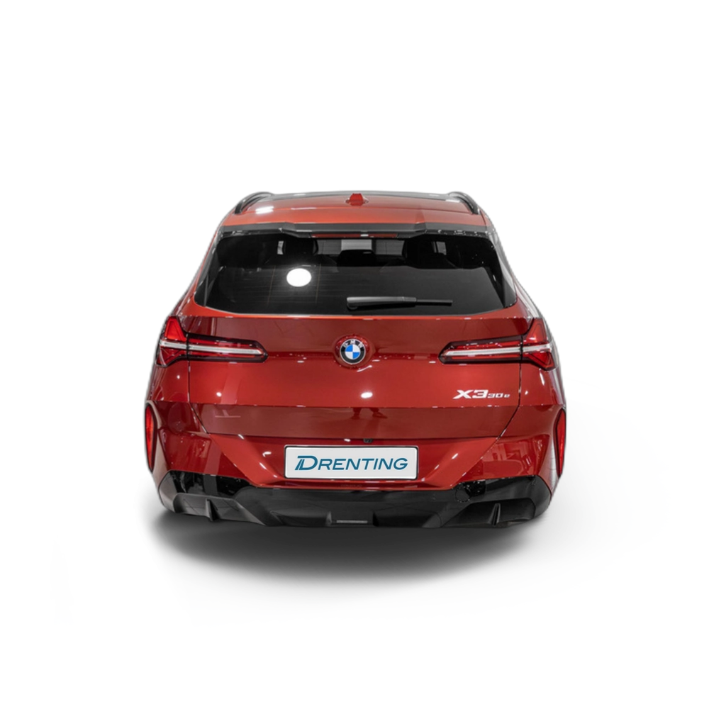Renting BMW X3 xDrive30e 220 kW (299 CV) 12