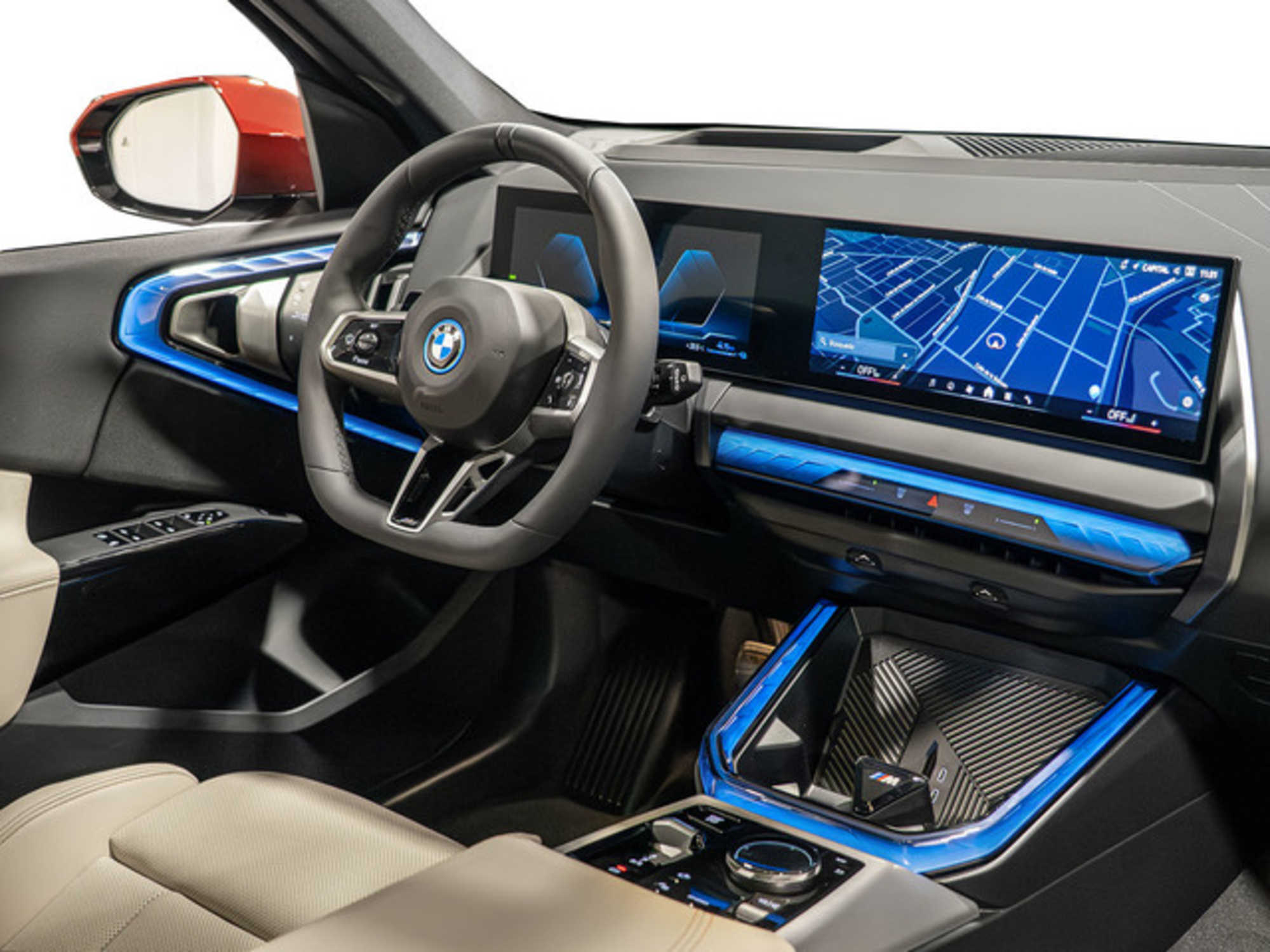 Renting BMW X3 xDrive30e 220 kW (299 CV) 12