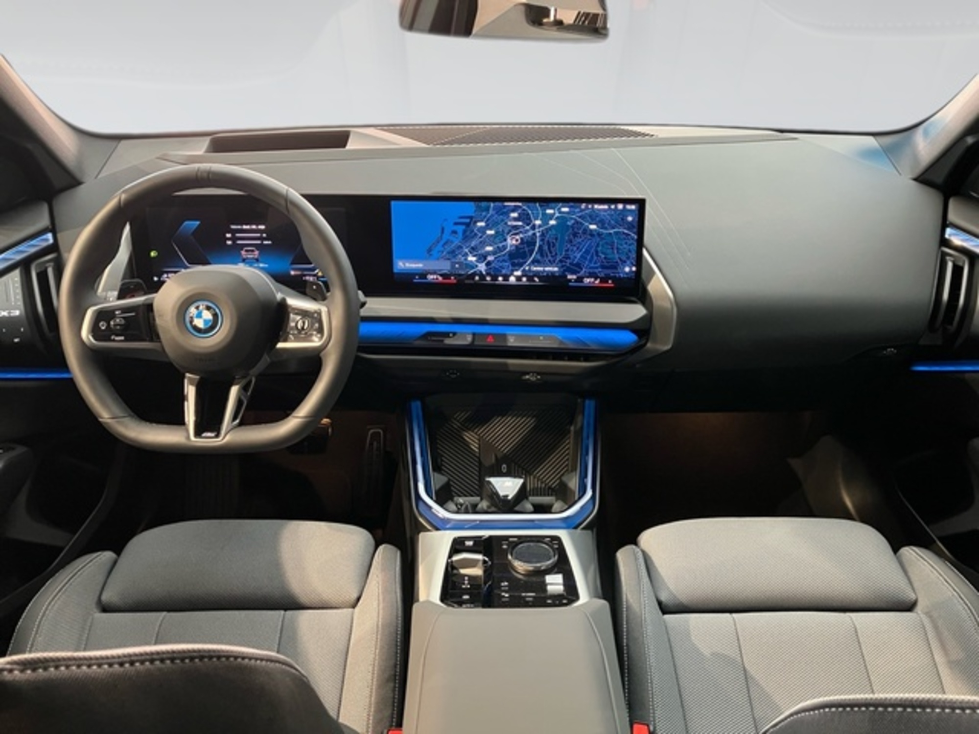 Renting BMW X3 xDrive30e 220 kW (299 CV) 13