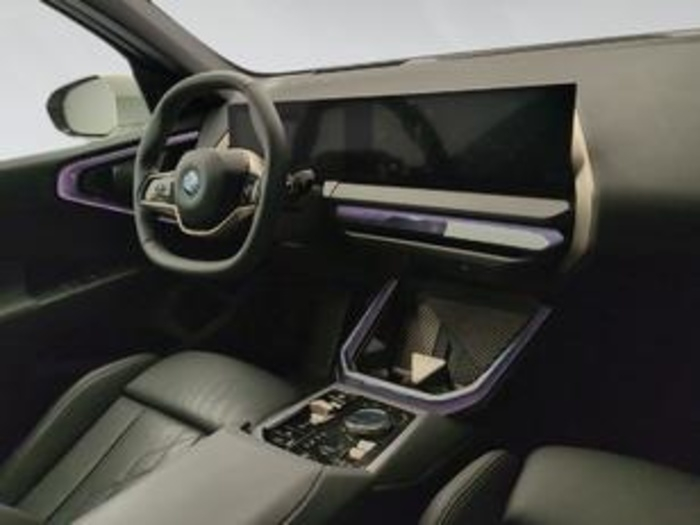 Renting BMW X3 xDrive30e 220 kW (299 CV) 14